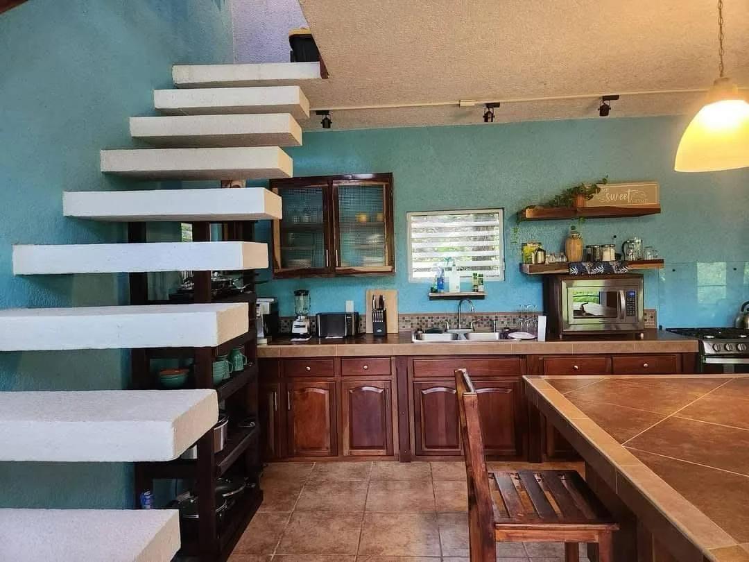 Riverfront Retreat in Bullet Tree Falls, Cayo District – 3 Floors of Paradise (With Cash Flow!) - Photo 5