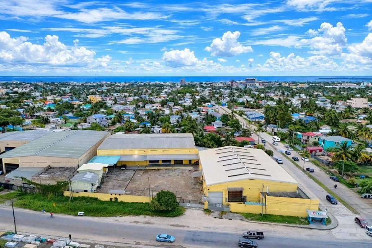 PRIME WAREHOUSE & DISTRIBUTION COMPOUND FOR RENT | BELIZE CITY - Photo 3