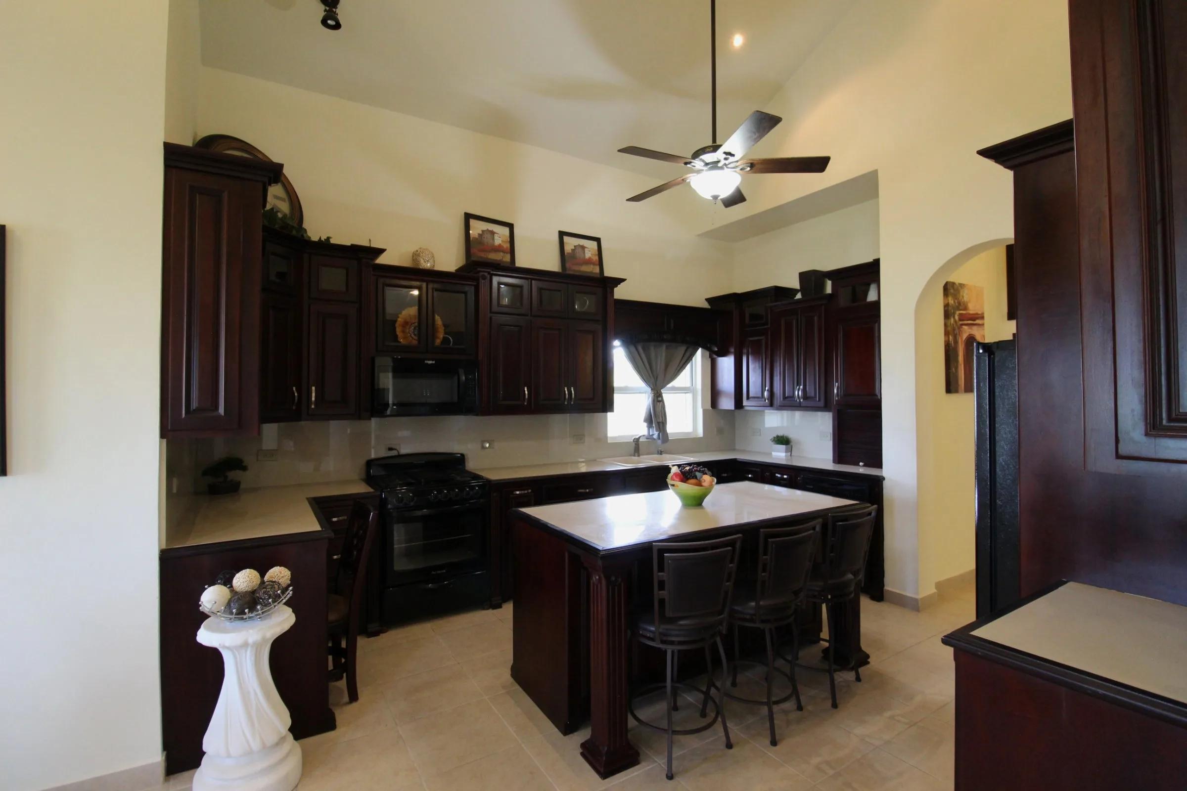 Seaside Elegance - Private Waterfront Home - Photo 5