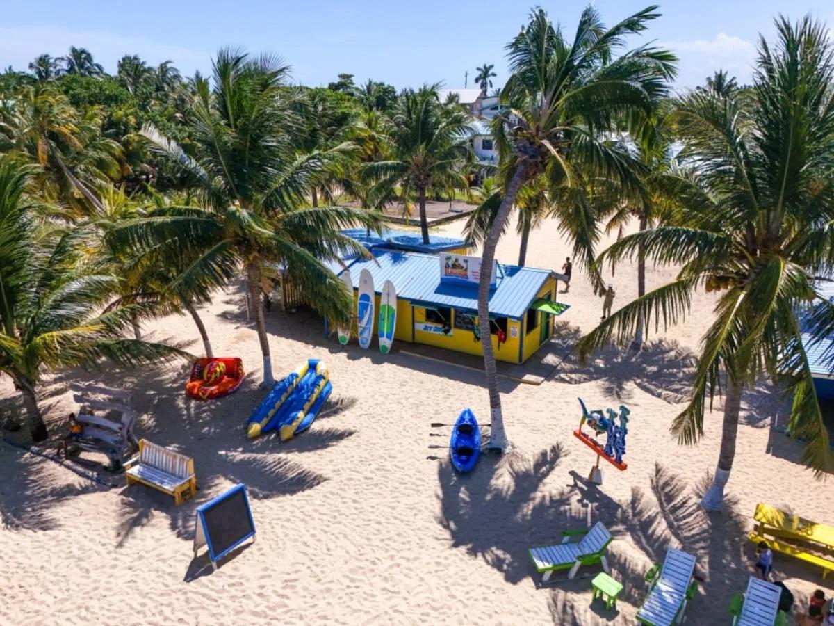 Placencia Awesome Water Sports