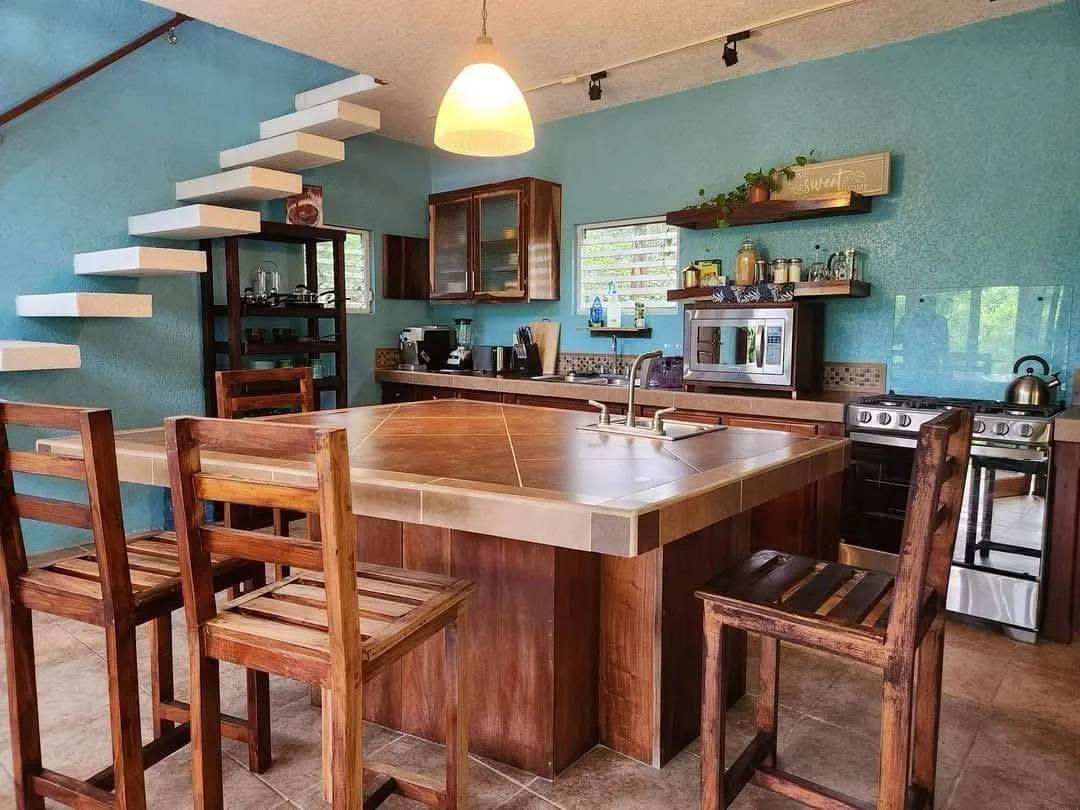 Riverfront Retreat in Bullet Tree Falls, Cayo District – 3 Floors of Paradise (With Cash Flow!) - Photo 2