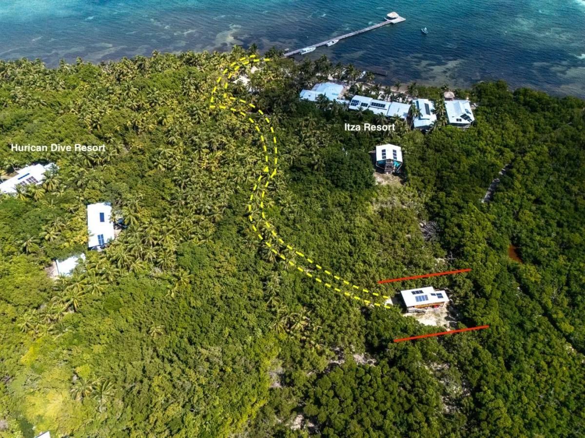 Private Dive Oasis on Long Caye - Photo 3