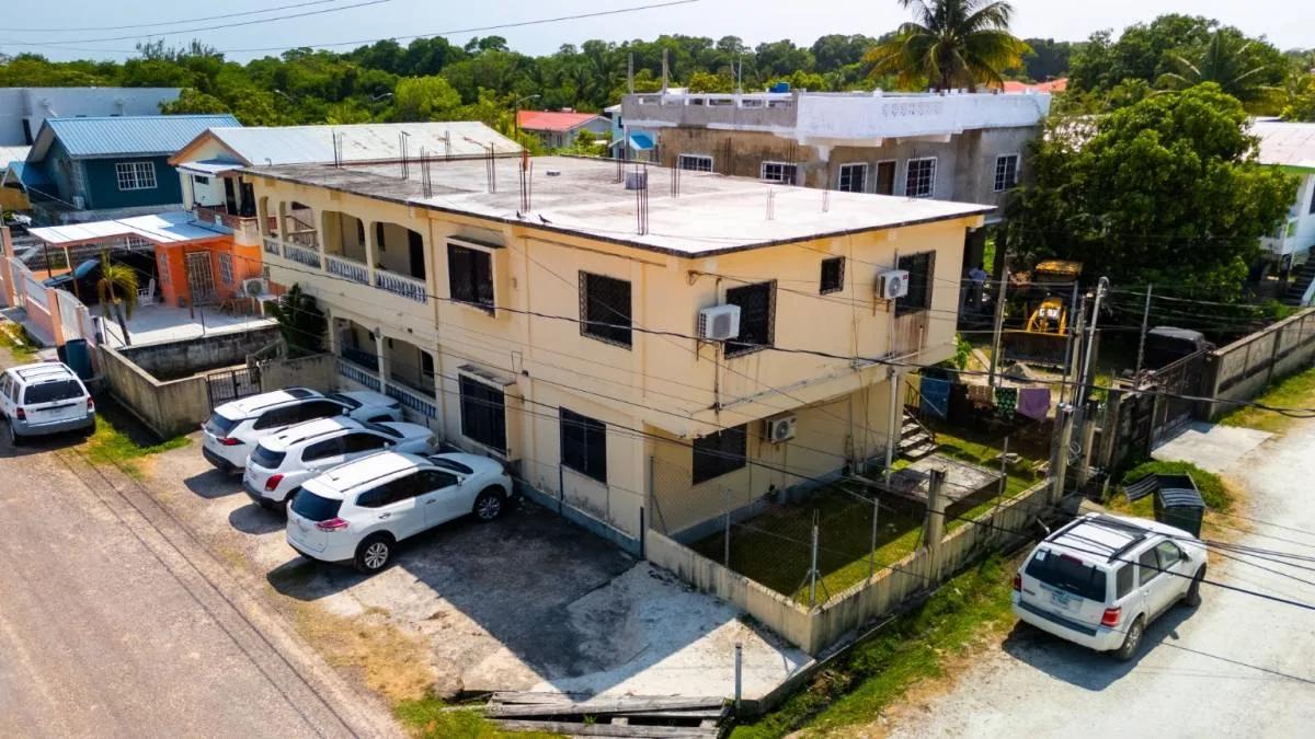 4 Unit Investment Property With Expansion Potential | Belama Phase 2 - Photo 3