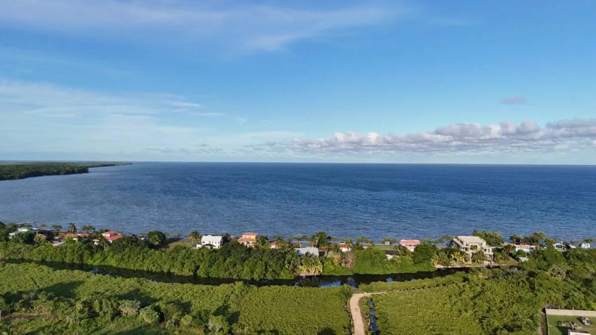 Searching for 1 acre farm near Joe Taylor Creek and Caribbean Sea (Toledo)? - Photo 5