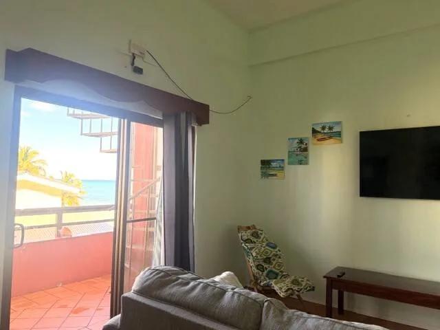 Prime Village Location! 1- Bedroom Condo with Private Rooftop Terrace in the Heart of Caye Caulker - Photo 3