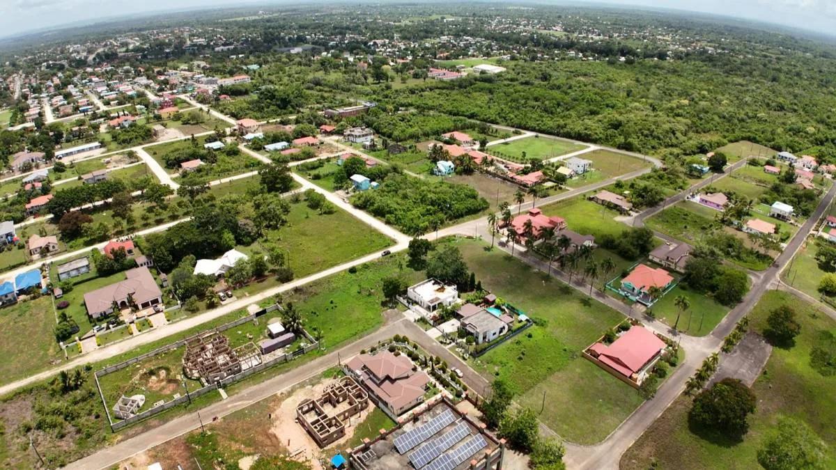 Exclusive Opportunity in Prestigious University Heights Belmopan - Photo 5
