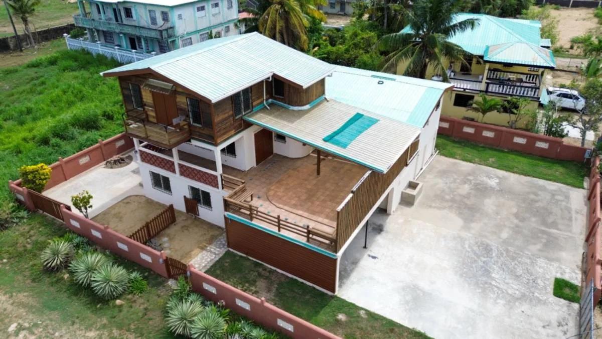 Beachfront Sanctuary in Dangriga Town