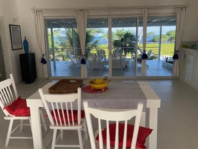 A Rare Waterfront Sanctuary on Caye Caulker, North Island - Photo 8