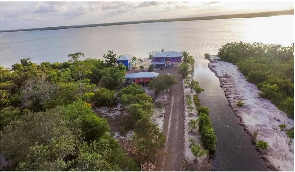 FANTASTIC LAGOON VIEW DREAM HOME LOCATION - Photo 2