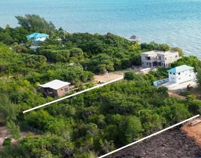 SEA VIEW, centrally located in Southern Belize between Placencia and Hopkins